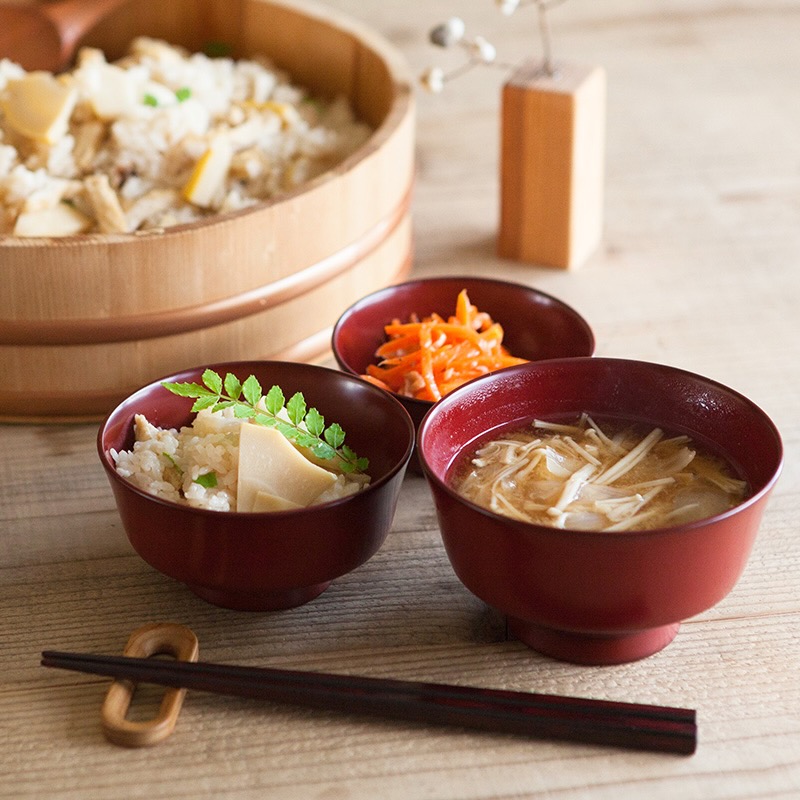 漆器をつかって食べて、つくり手の話を聞く。会津漆器”めぐる”のしっかり体験会。